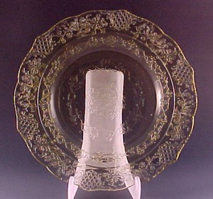 Normandie Bouqet and Lattice Amber Depression Glass Plate