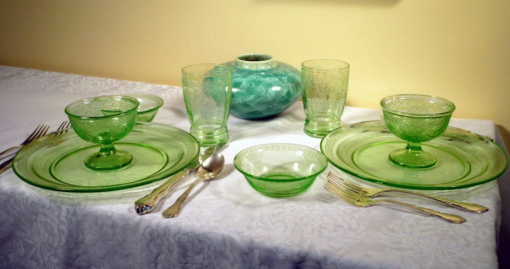 Georgian Lovebirds Green Depression Glass Table Georgian Lovebirds Green Depression Glass Table