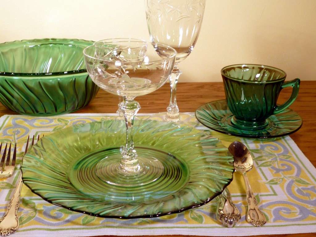 Jeannette Swirl Ultramarine and Tiffin Dolores Stemware Jeannette Swirl Ultramarine and Tiffin Dolores Stemware