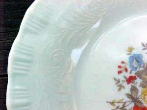 Chinex Classic Bouquet Plate Detail Chinex Classic Bouquet Plate Detail