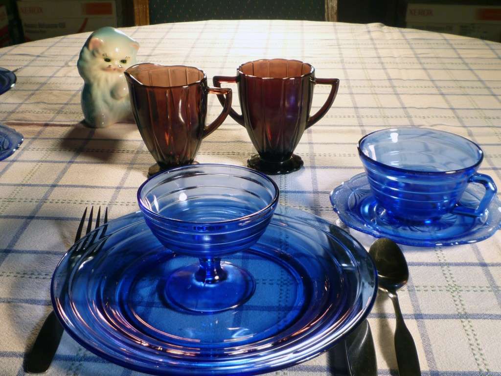 Moderntone and Newport Depression Glass Moderntone and Newport Depression Glass