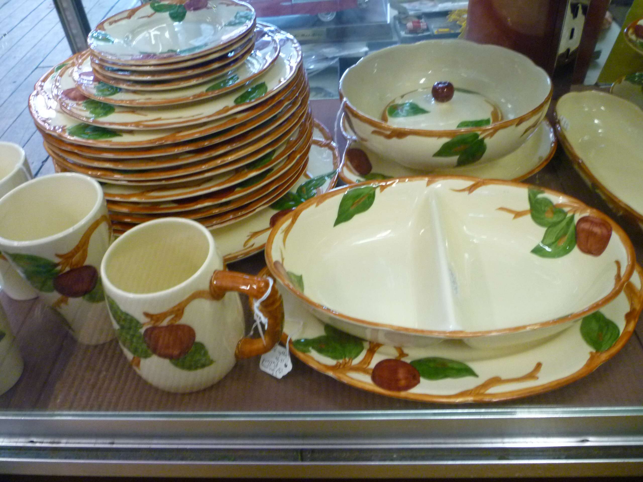 Elegant Glass and More Antiquing Together in Downtown Kalamazoo