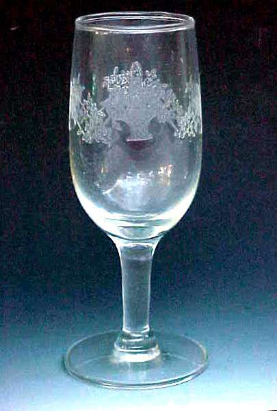 Beehive size Steeple Clock Etched Flower Basket Pattern Lower Glass 